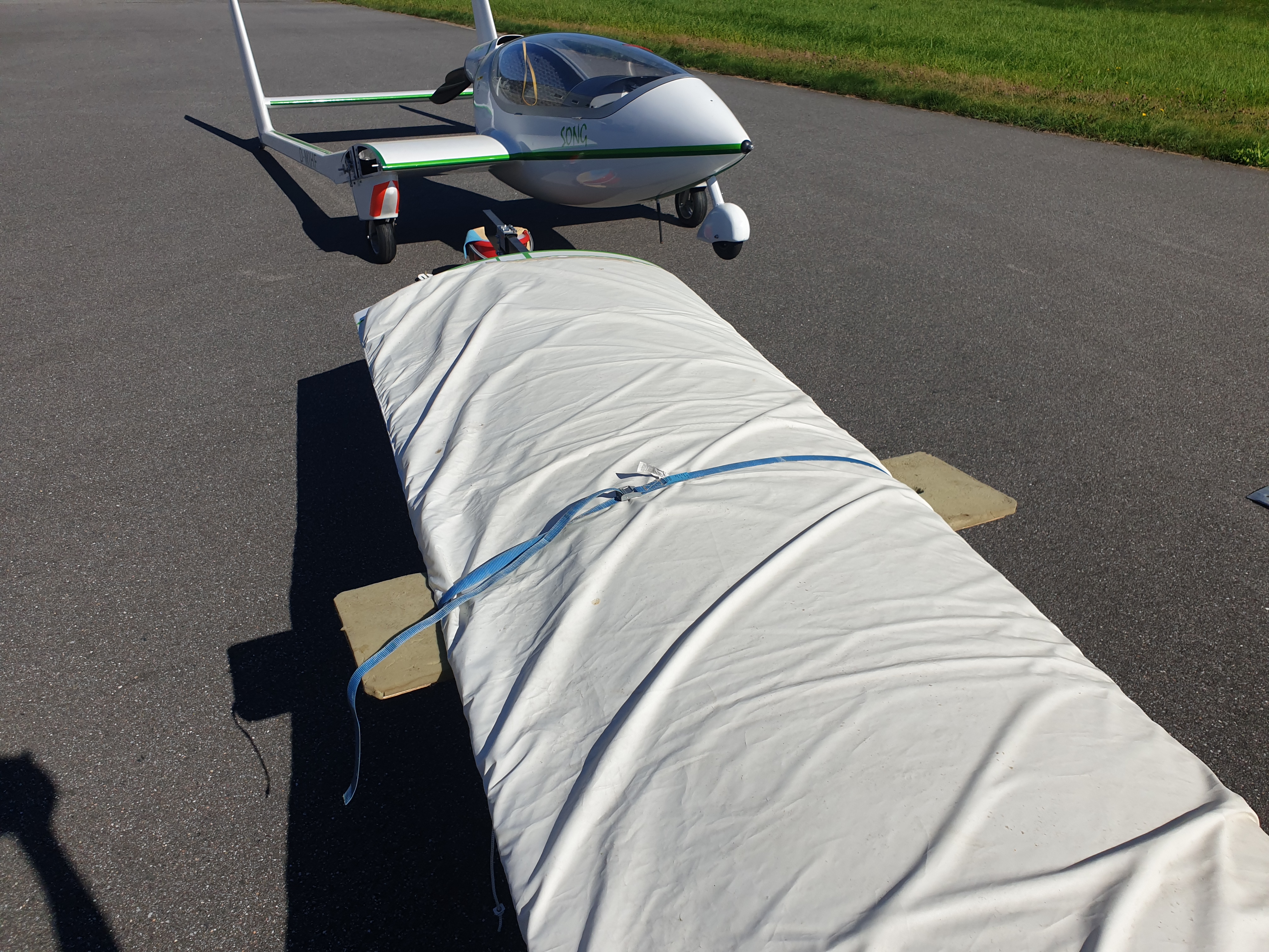 Rechte Fläche kommt zuerst